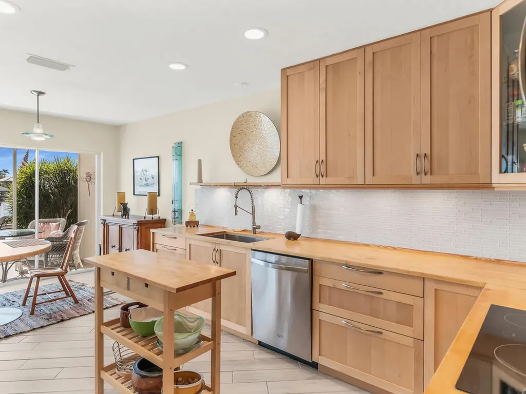 158 Eveningstar Cay Naples FL 34114