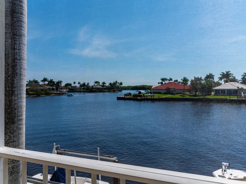 158 Eveningstar Cay Naples FL 34114