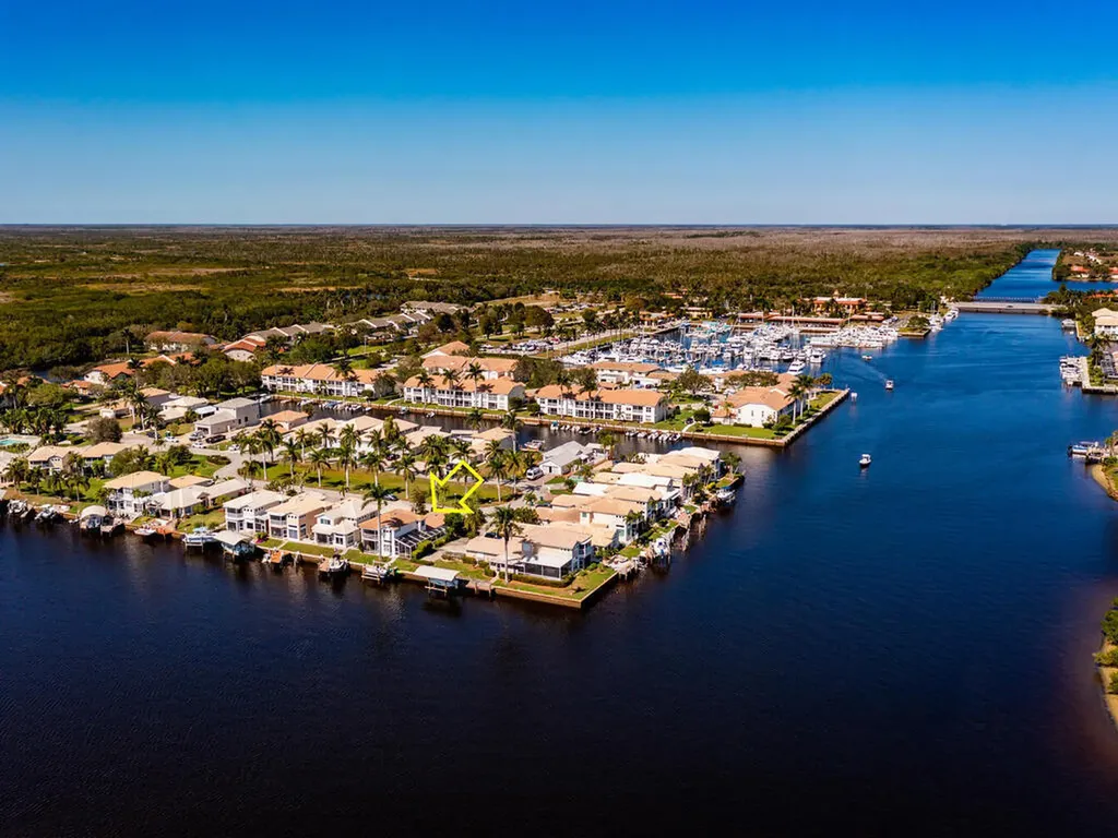 158 Eveningstar Cay Naples FL 34114