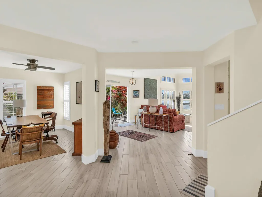 158 Eveningstar Cay Naples FL 34114