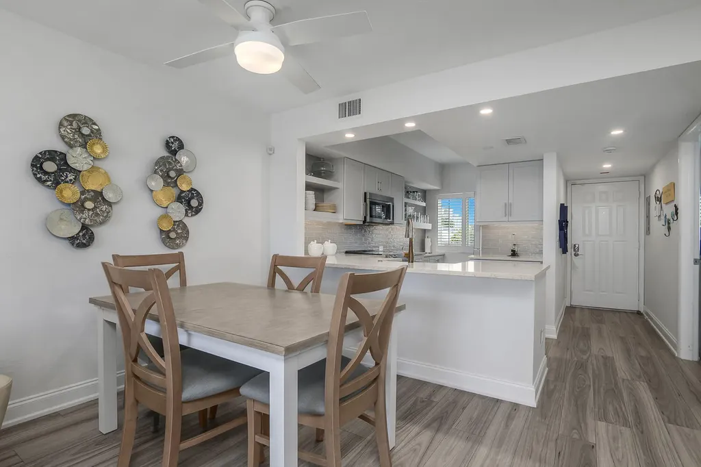 730 Elkcam Circle Marco Island FL 34145