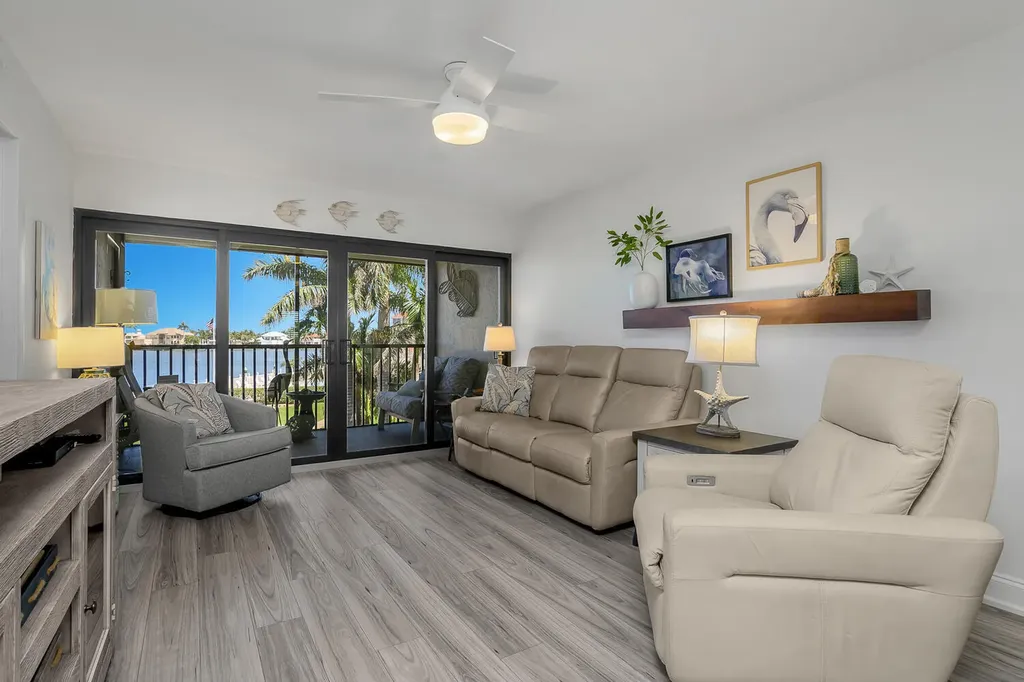 730 Elkcam Circle Marco Island FL 34145