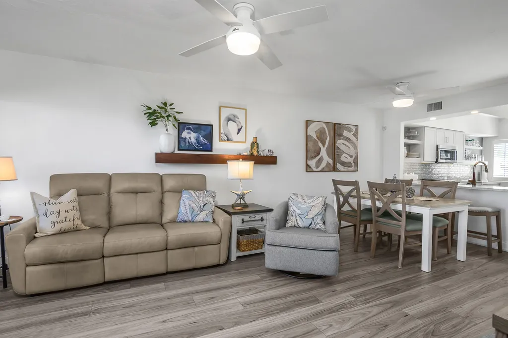 730 Elkcam Circle Marco Island FL 34145