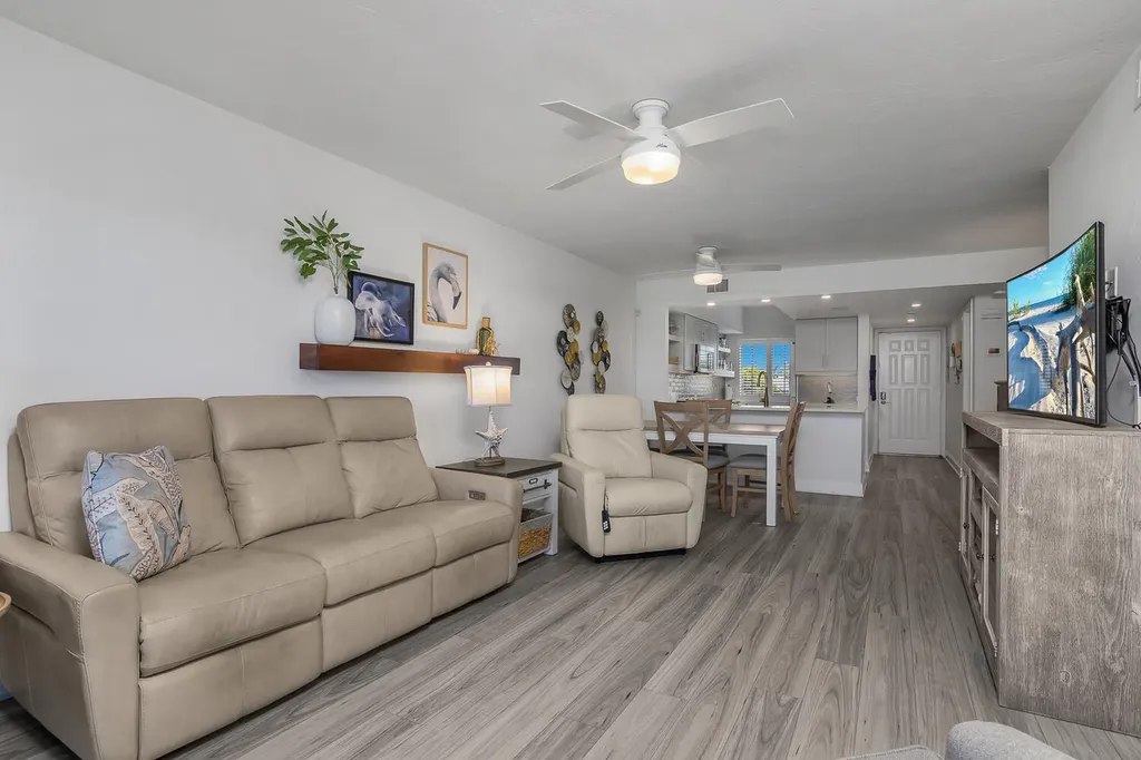 730 Elkcam Circle Marco Island FL 34145