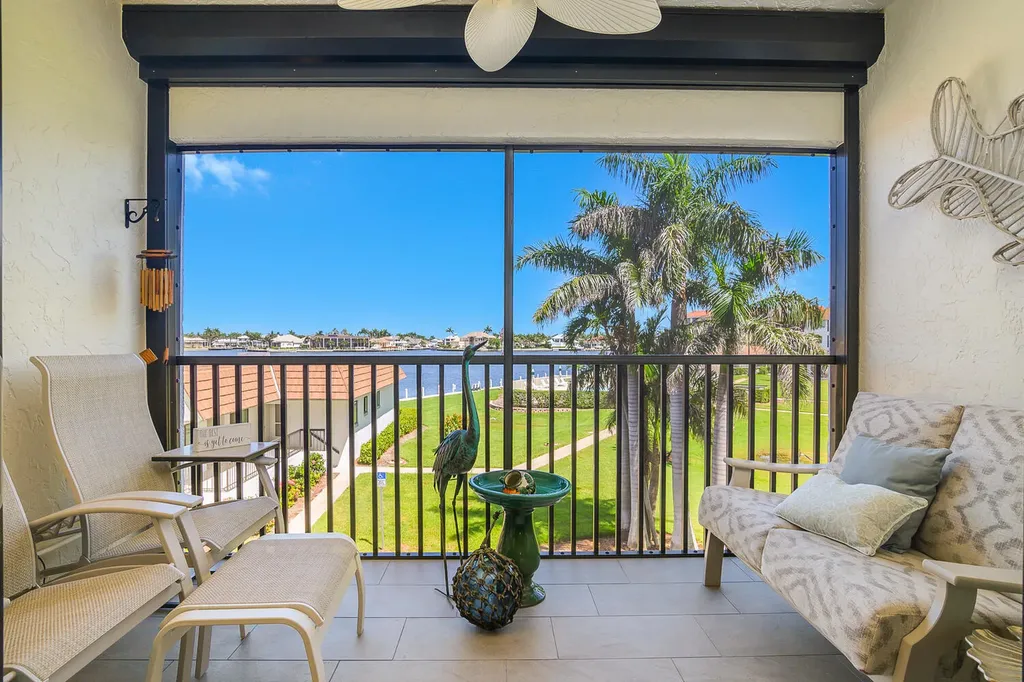 730 Elkcam Circle Marco Island FL 34145