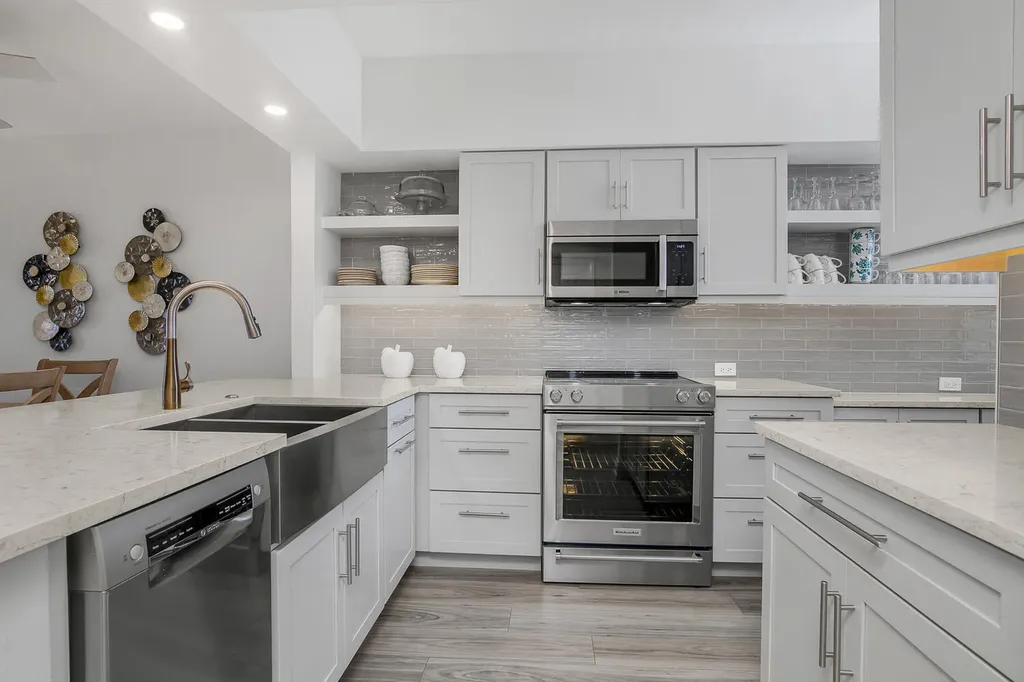 730 Elkcam Circle Marco Island FL 34145