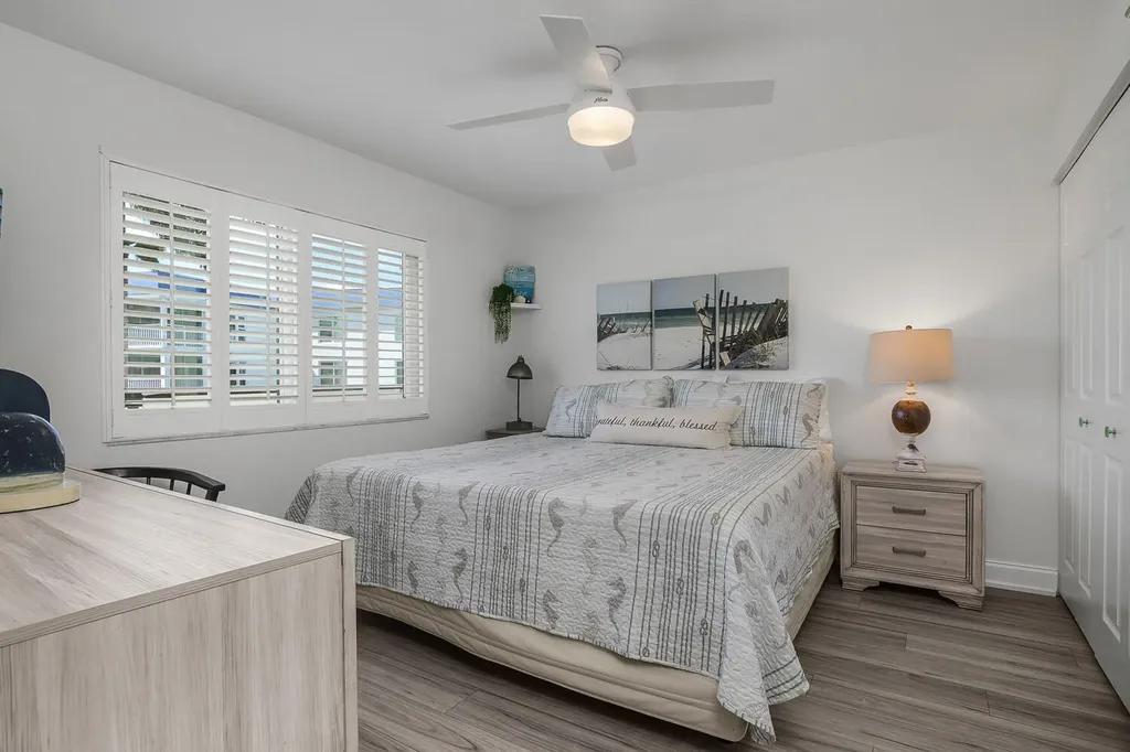 730 Elkcam Circle Marco Island FL 34145