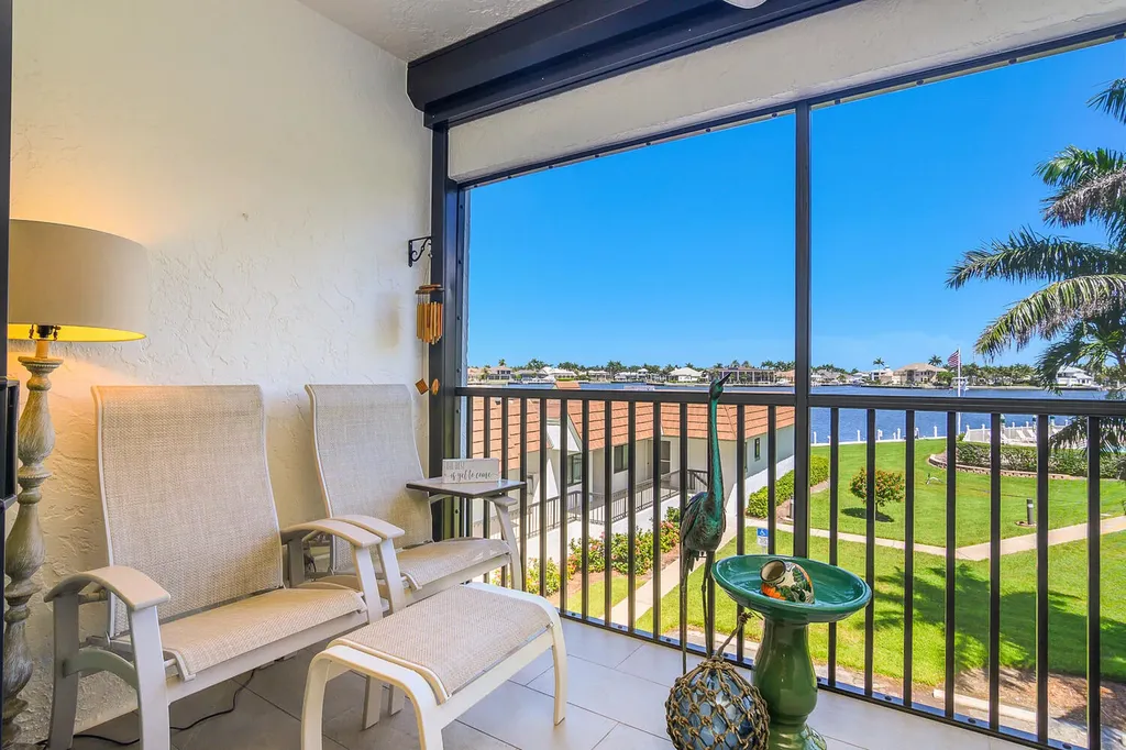 730 Elkcam Circle Marco Island FL 34145