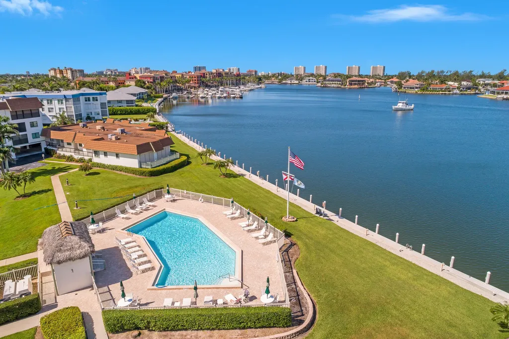 730 Elkcam Circle Marco Island FL 34145