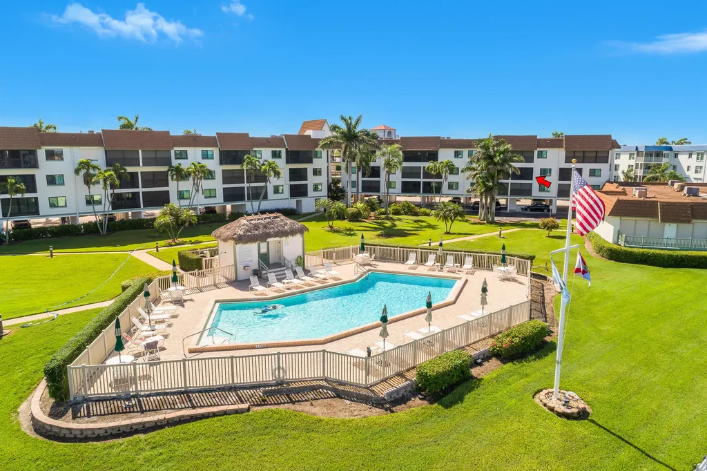 730 Elkcam Circle Marco Island FL 34145