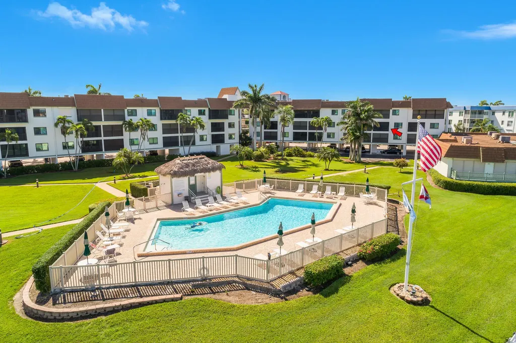 730 Elkcam Circle Marco Island FL 34145