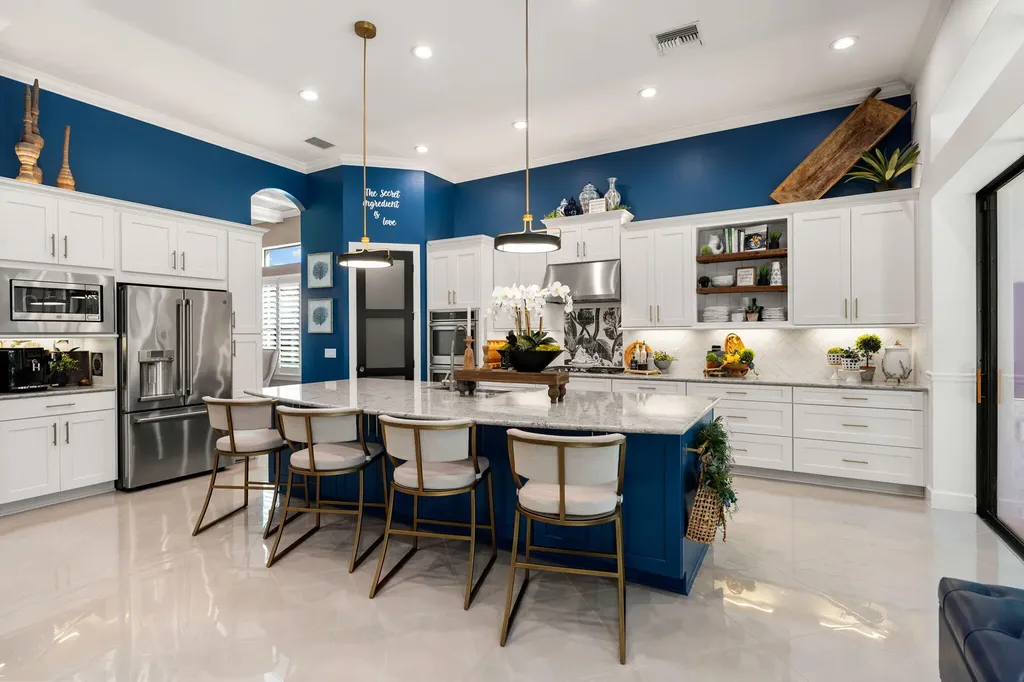 8655 Amour Court Naples FL 34119