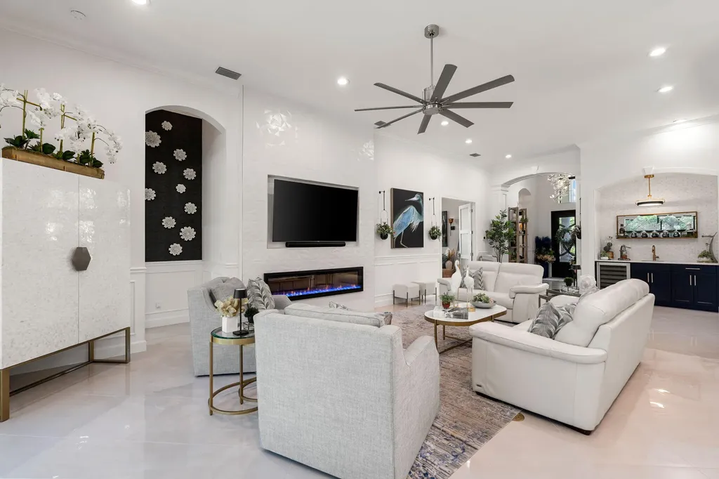 8655 Amour Court Naples FL 34119