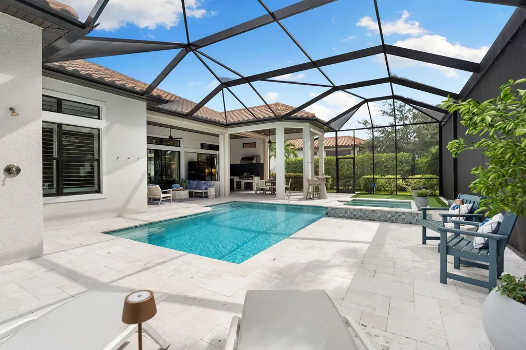 8655 Amour Court Naples FL 34119