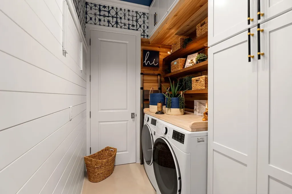 8655 Amour Court Naples FL 34119