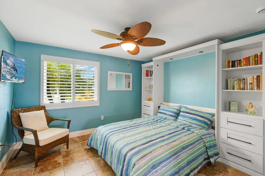 816 Manor Terrace Marco Island FL 34145