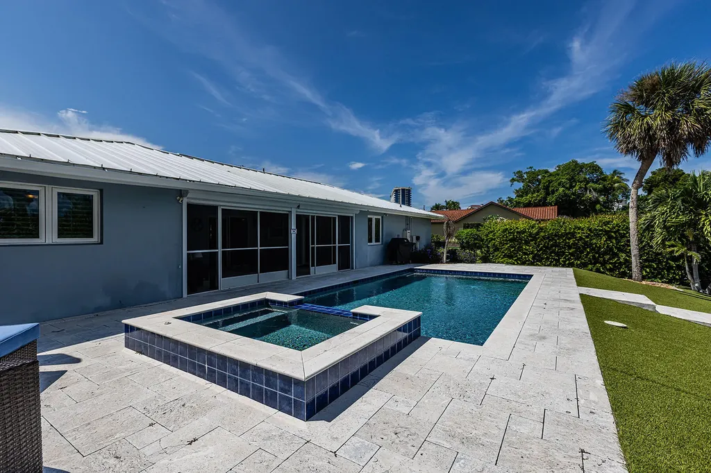 816 Manor Terrace Marco Island FL 34145