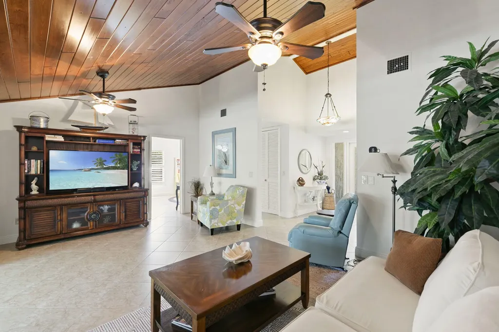 370 Kendall Drive Marco Island FL 34145