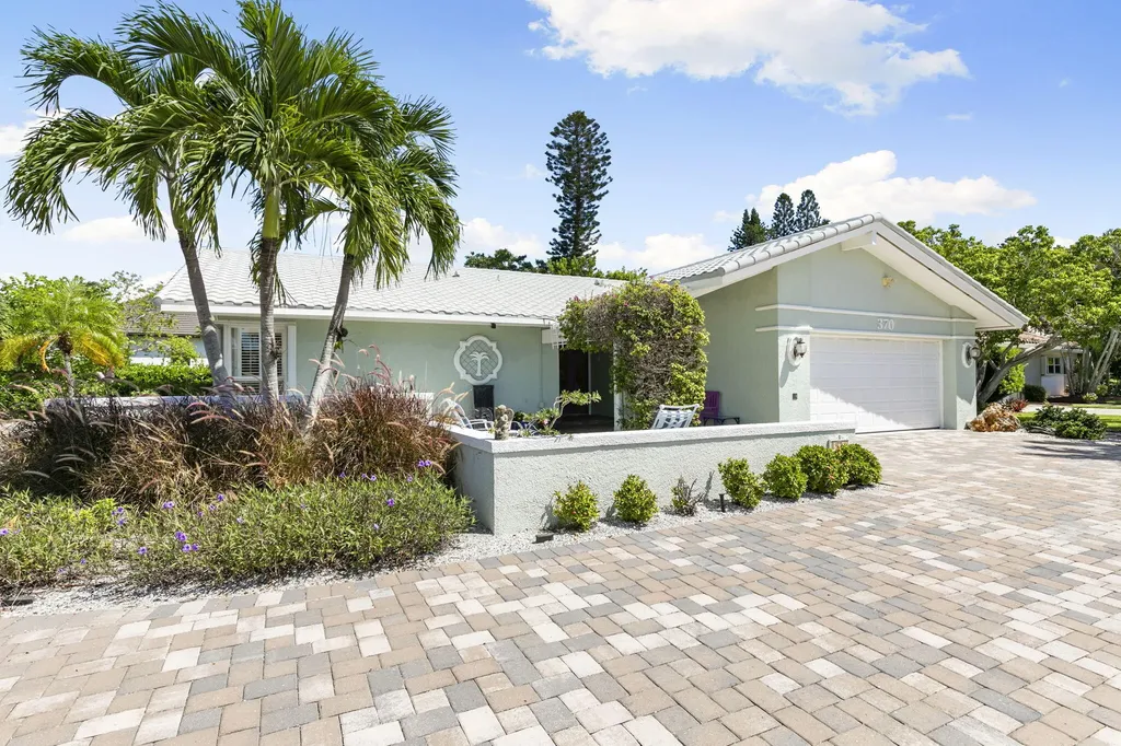 370 Kendall Drive Marco Island FL 34145