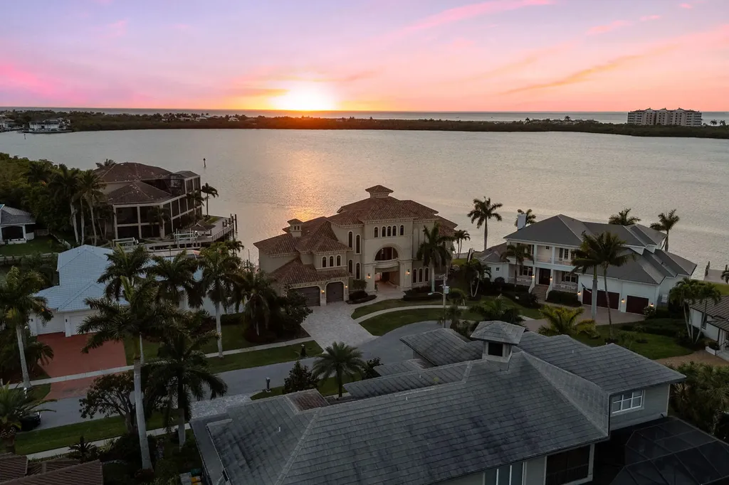 950 Giralda Court Marco Island FL 34145