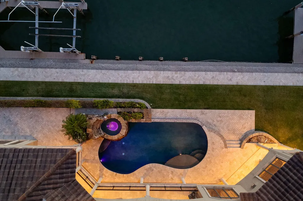 950 Giralda Court Marco Island FL 34145