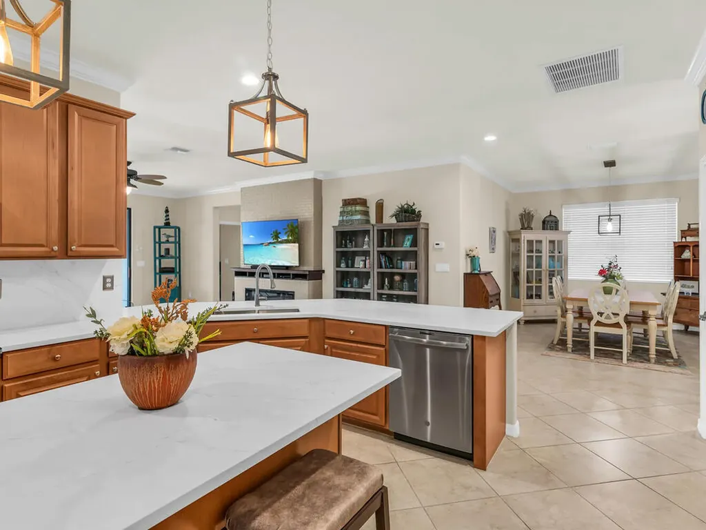 3817 Ruby Way Naples FL 34114