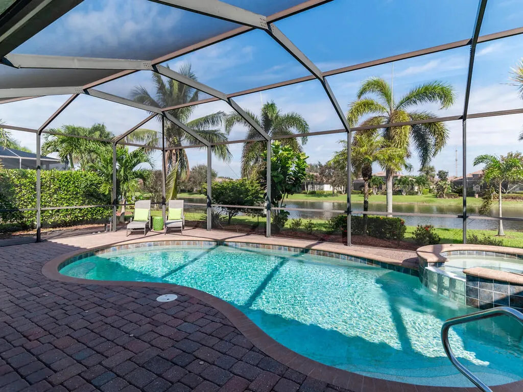3817 Ruby Way Naples FL 34114