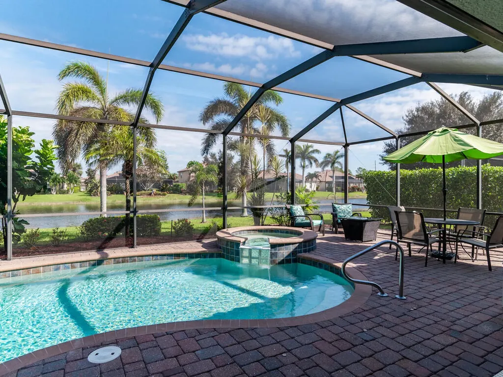 3817 Ruby Way Naples FL 34114