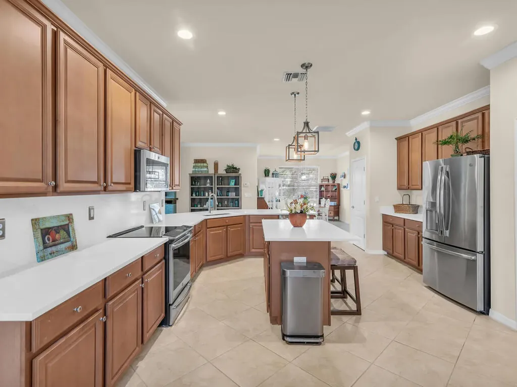 3817 Ruby Way Naples FL 34114