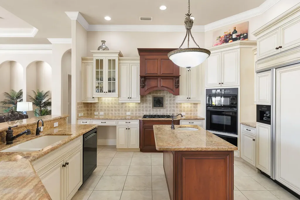 1590 Caxambas Court Marco Island FL 34145