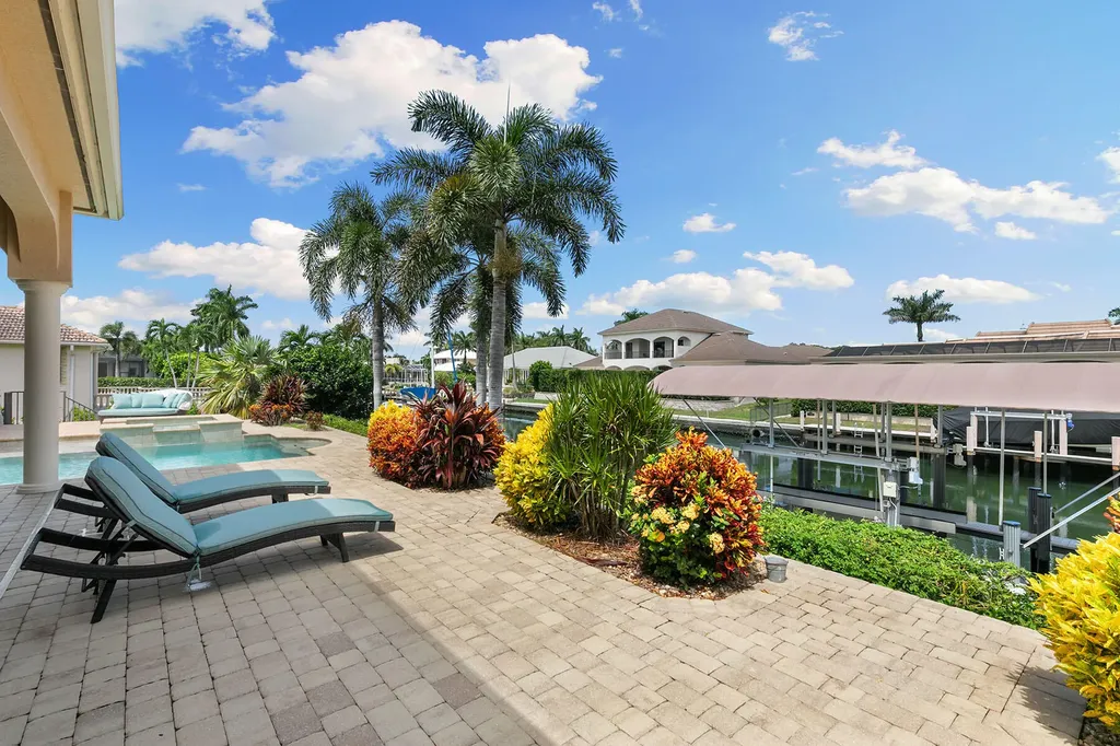 1590 Caxambas Court Marco Island FL 34145