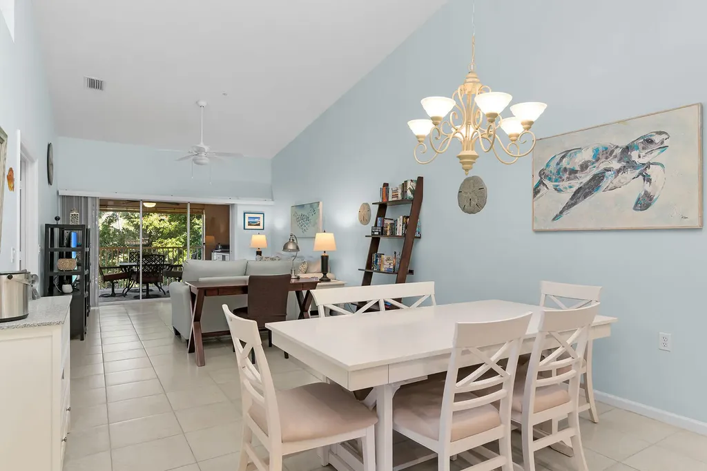 2365 Bayou Lane Naples FL 34112