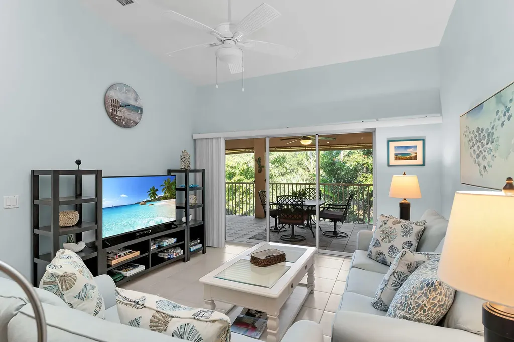 2365 Bayou Lane Naples FL 34112