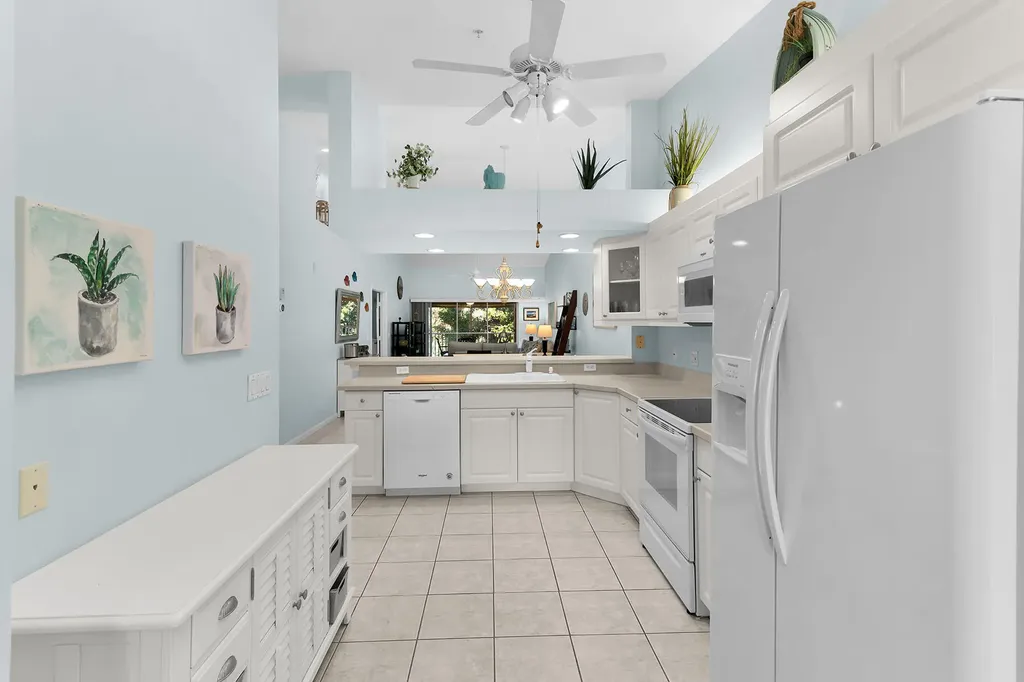 2365 Bayou Lane Naples FL 34112