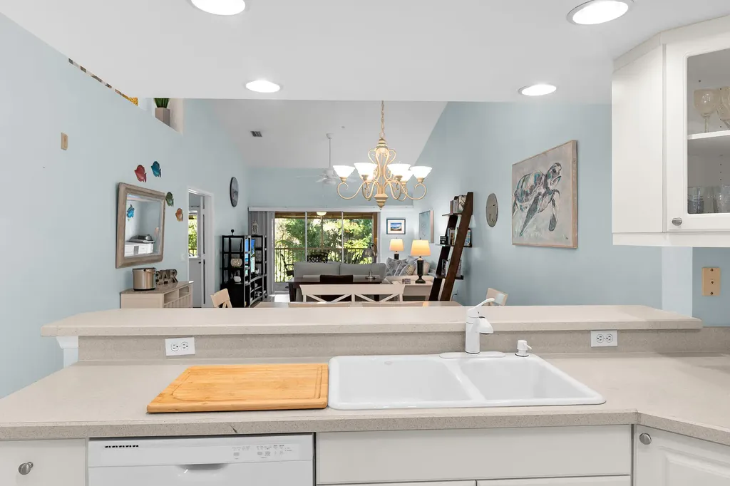 2365 Bayou Lane Naples FL 34112