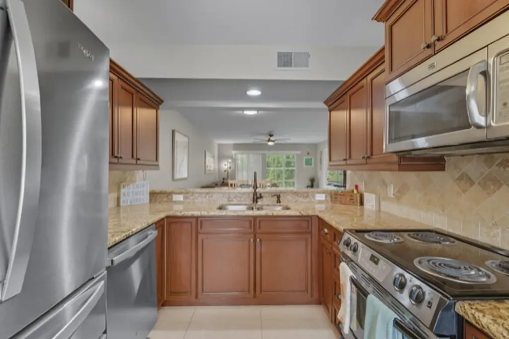 145 Robin Hood Circle Naples FL 34104