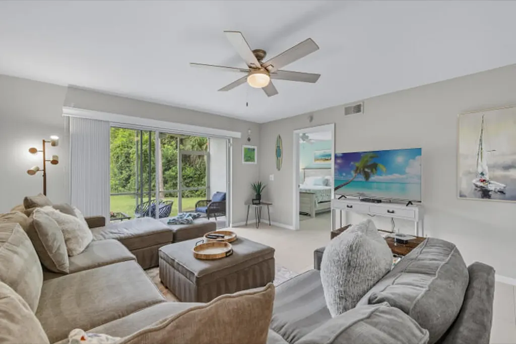 145 Robin Hood Circle Naples FL 34104