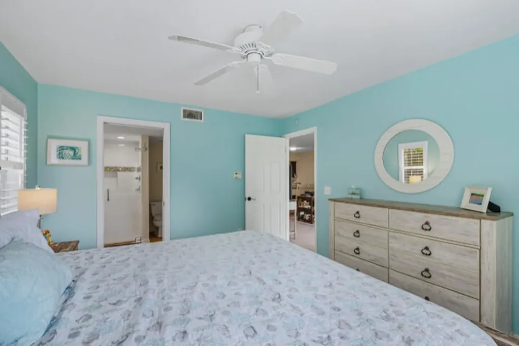 145 Robin Hood Circle Naples FL 34104