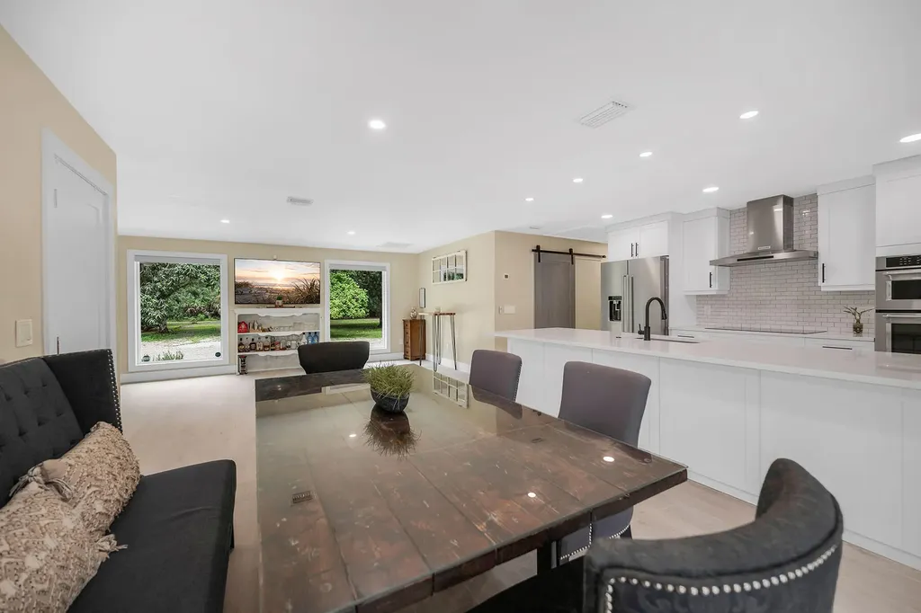 1821 Krape Road Naples FL 34120