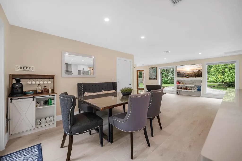 1821 Krape Road Naples FL 34120