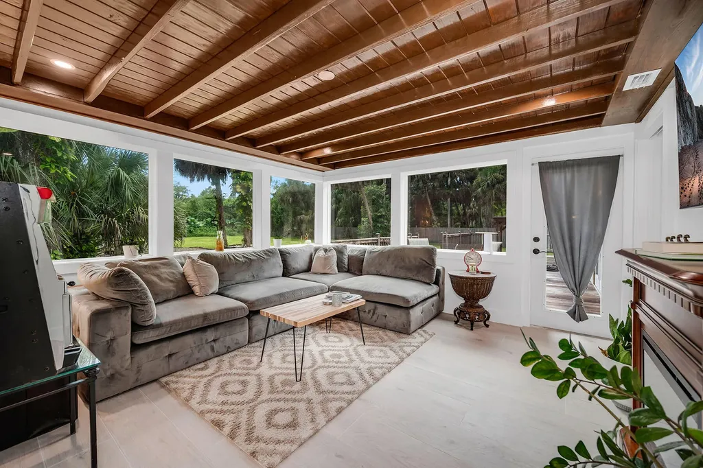 1821 Krape Road Naples FL 34120