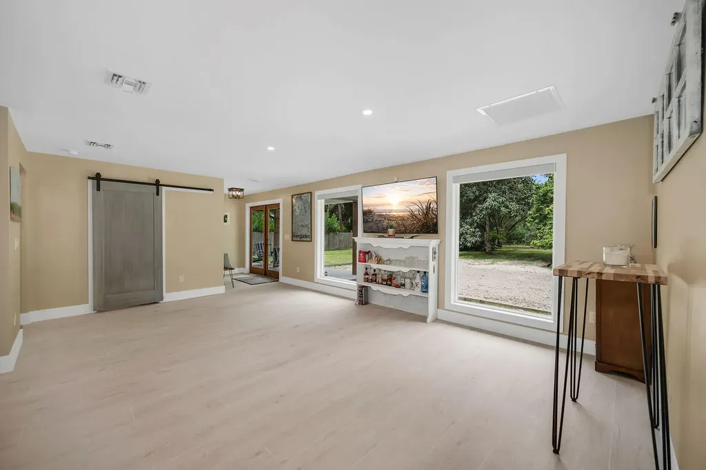 1821 Krape Road Naples FL 34120