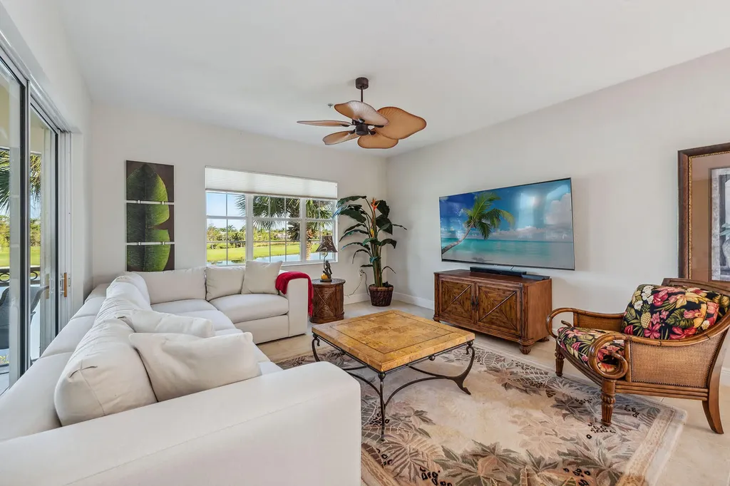 3725 Montreux Lane Naples FL 34114