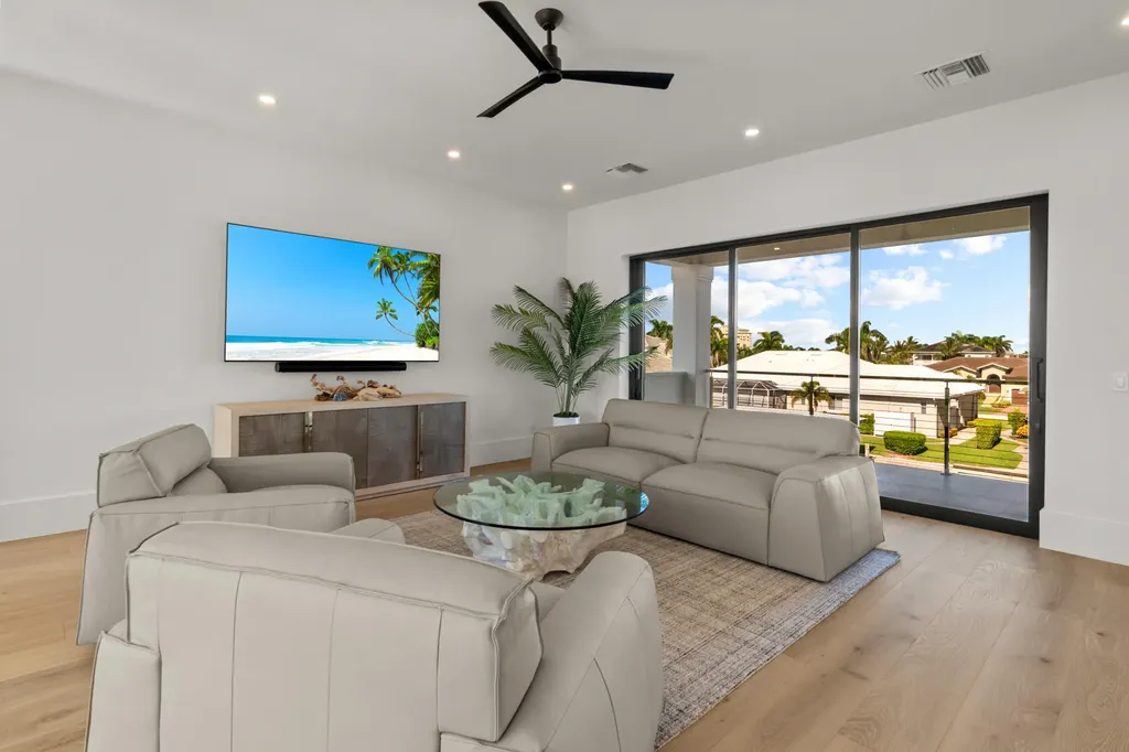 921 Giralda Court Marco Island FL 34145