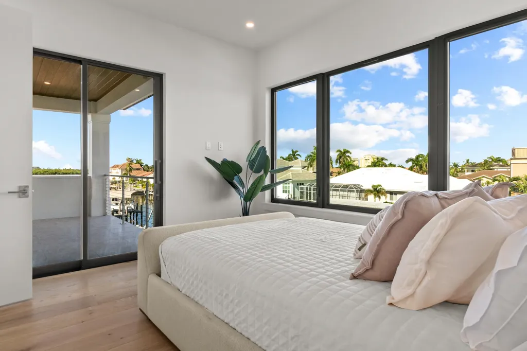 921 Giralda Court Marco Island FL 34145