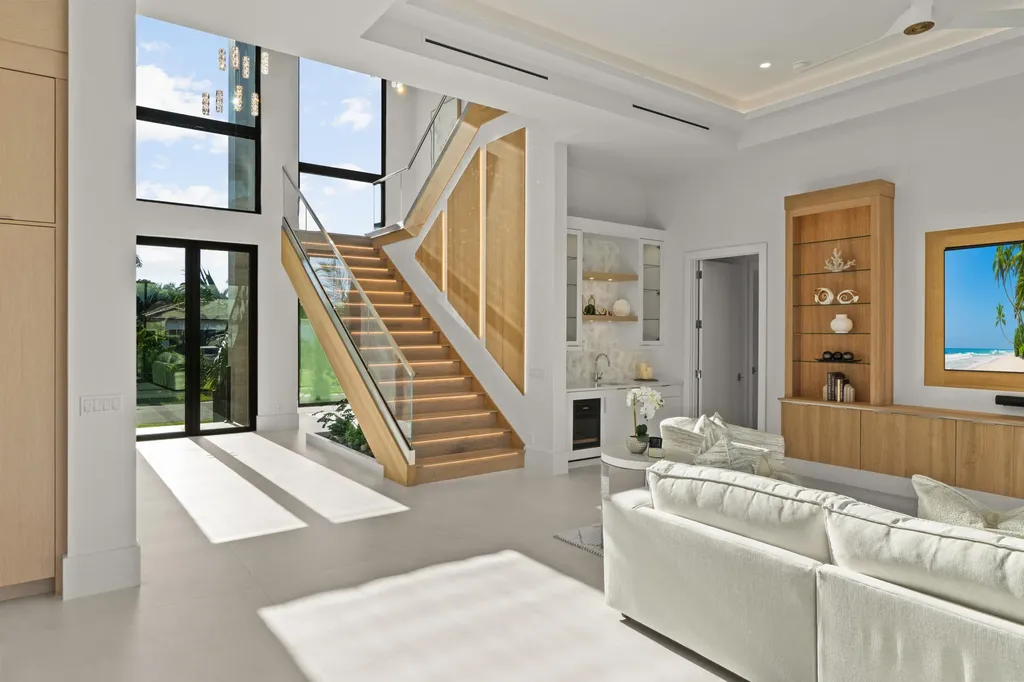 921 Giralda Court Marco Island FL 34145