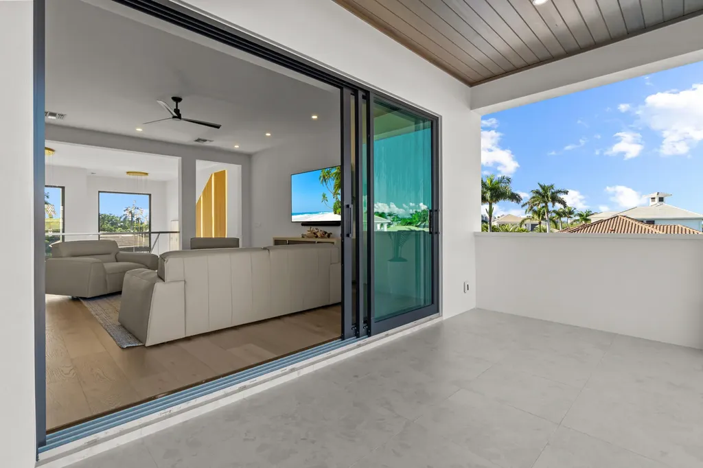 921 Giralda Court Marco Island FL 34145