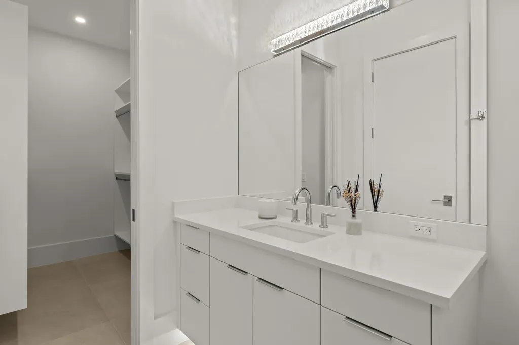 921 Giralda Court Marco Island FL 34145