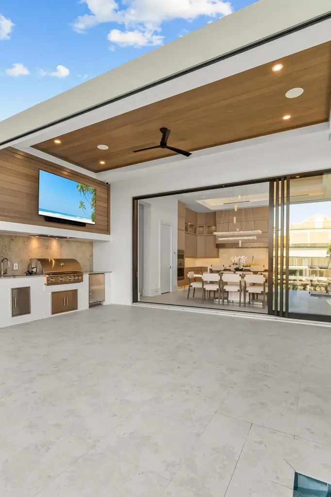 921 Giralda Court Marco Island FL 34145