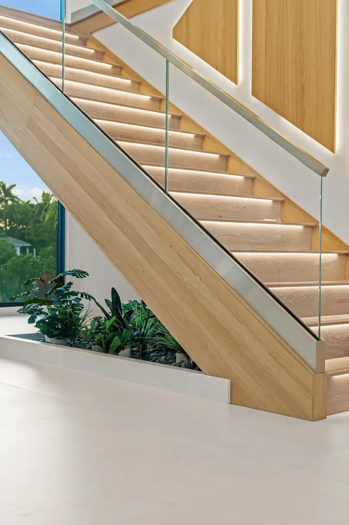 921 Giralda Court Marco Island FL 34145